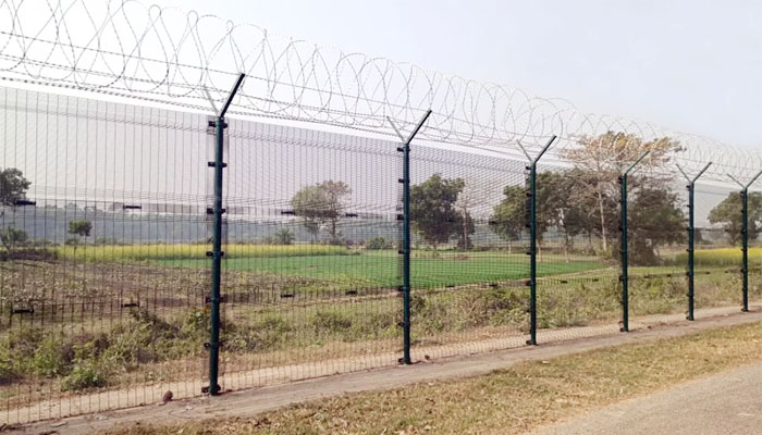 জীবননগরে স্বর্ণের বারসহ বিএসএফের হাতে বাংলাদেশি আটক