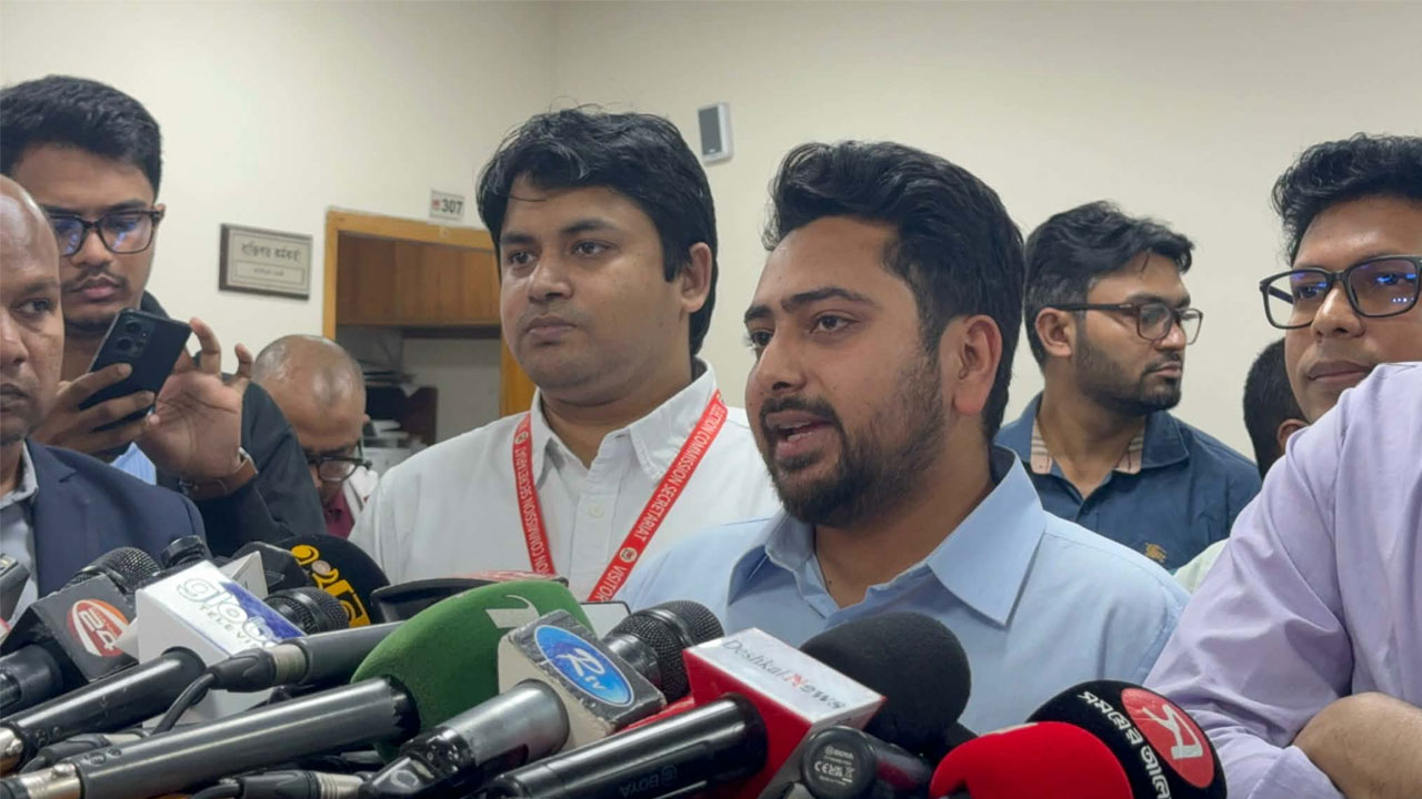 ‘শাপলা কলি’ প্রতীকে সনদ পেল এনসিপি, আরপিও সংশোধনী নিয়ে রিটের নিন্দা