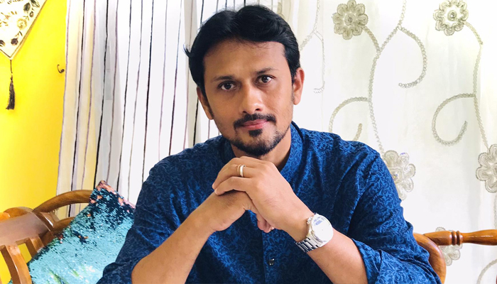 লাইফ সাপোর্টে অভিনেতা তিনু করিম লাইফ সাপোর্টে অভিনেতা তিনু করিম