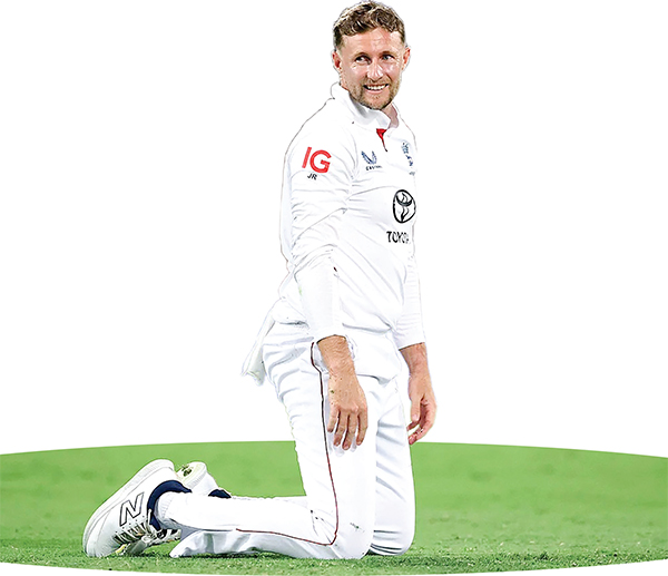 ইংল্যান্ডের ফিল্ডিং ব্যর্থতায় অস্ট্রেলিয়ার লিড