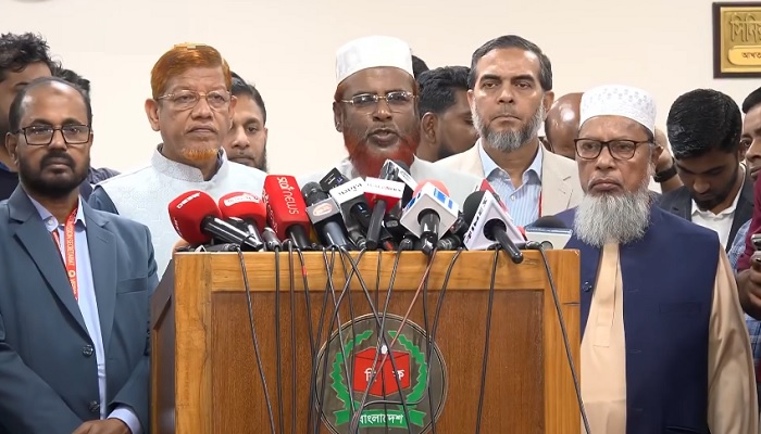 লেভেল প্লেয়িং ফিল্ড নেই, ইসিকে কার্যকর পদক্ষেপ নিতে হবে