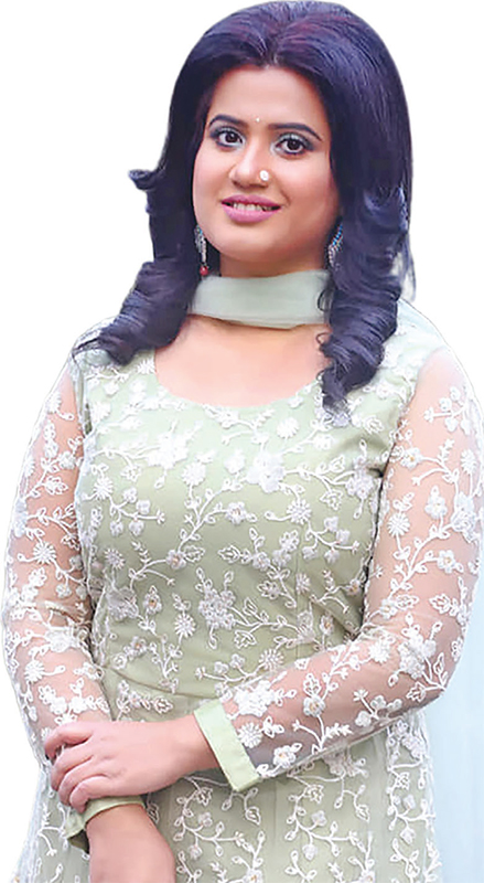 লন্ডনে পড়াশোনা শেষ করলেন ন্যান্সি লন্ডনে পড়াশোনা শেষ করলেন ন্যান্সি