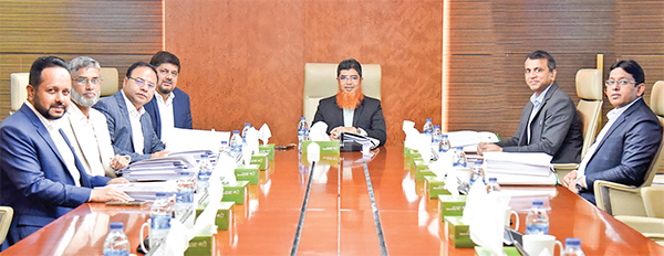 আল-আরাফাহ্ ইসলামী ব্যাংকের পর্ষদ সভা আল-আরাফাহ্ ইসলামী ব্যাংকের পর্ষদ সভা