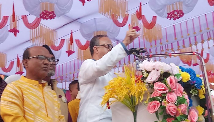 ‘মানুষ ভোটের মাধ্যমে তাদের প্রাপ্য অধিকার আদায় করবে’ ‘মানুষ ভোটের মাধ্যমে তাদের প্রাপ্য অধিকার আদায় করবে’