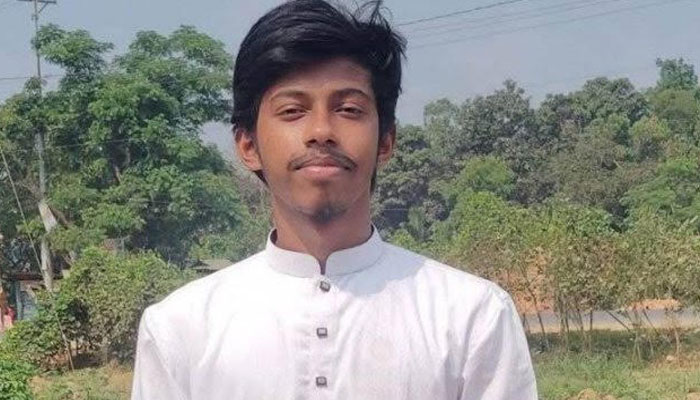 মিরসরাইয়ে বিএনপির ২ পক্ষের সংঘর্ষে যুবক নিহত মিরসরাইয়ে বিএনপির ২ পক্ষের সংঘর্ষে যুবক নিহত