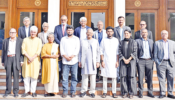 দুই উপদেষ্টার বিদায় দুই উপদেষ্টার বিদায়