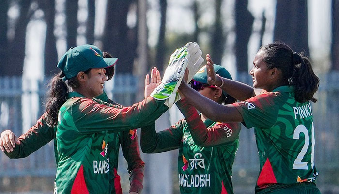 চীন সফরের জন্য অনূর্ধ্ব–১৯ নারী দলের স্কোয়াড ঘোষণা চীন সফরের জন্য অনূর্ধ্ব–১৯ নারী দলের স্কোয়াড ঘোষণা