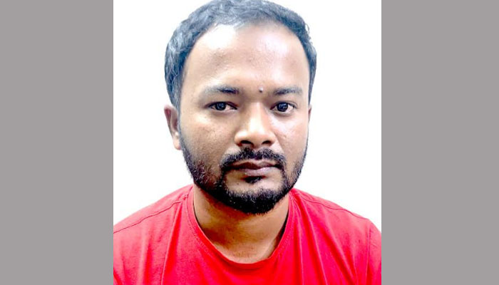 নারায়ণগঞ্জে পুলিশ সুপার পরিচয়ে চাঁদা দাবি, গ্রেপ্তার ১ নারায়ণগঞ্জে পুলিশ সুপার পরিচয়ে চাঁদা দাবি, গ্রেপ্তার ১