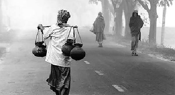 শীতের সকাল : কুয়াশার ফাঁকে বাংলার সৌন্দর্য শীতের সকাল : কুয়াশার ফাঁকে বাংলার সৌন্দর্য