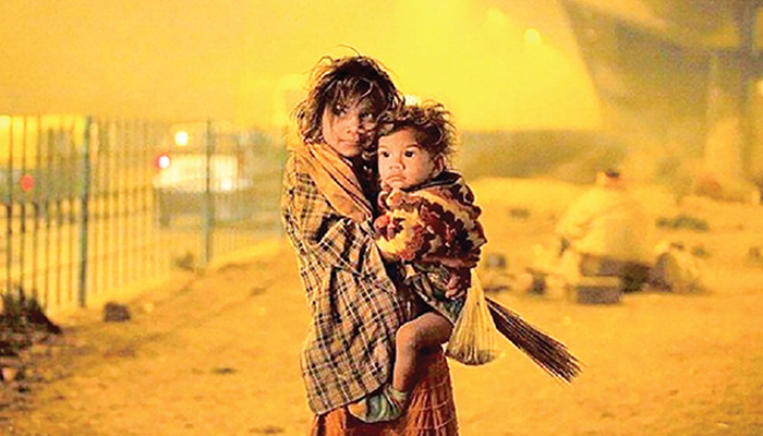 শীতার্তদের পাশে দাঁড়ানো ইবাদত শীতার্তদের পাশে দাঁড়ানো ইবাদত