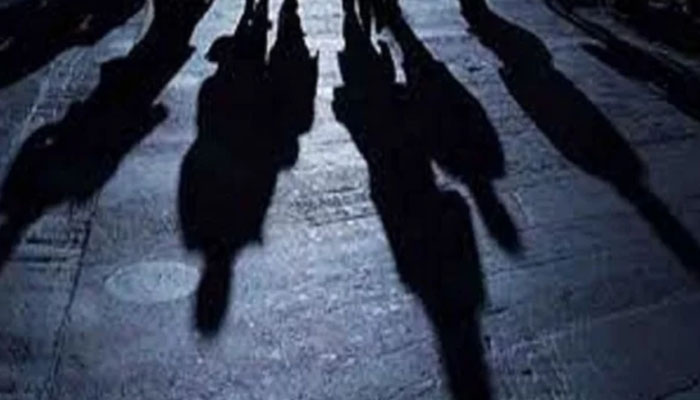 সিরাজদিখানে প্রবাসীর বাড়িতে দুর্ধর্ষ ডাকাতি সিরাজদিখানে প্রবাসীর বাড়িতে দুর্ধর্ষ ডাকাতি