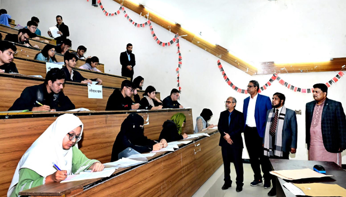 চবি কেন্দ্রে ঢাবির বিজ্ঞান ইউনিটের ভর্তি পরীক্ষা সম্পন্ন চবি কেন্দ্রে ঢাবির বিজ্ঞান ইউনিটের ভর্তি পরীক্ষা সম্পন্ন