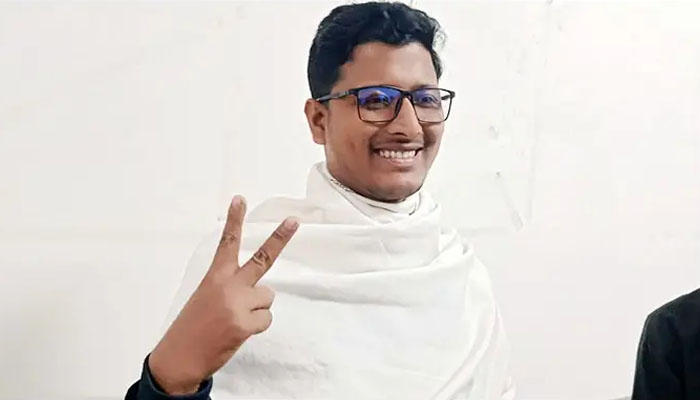 আশা করি শিক্ষার্থীরা শিবিরকেই সমর্থন দেবে: ভিপি প্রার্থী রিয়াজুল আশা করি শিক্ষার্থীরা শিবিরকেই সমর্থন দেবে: ভিপি প্রার্থী রিয়াজুল