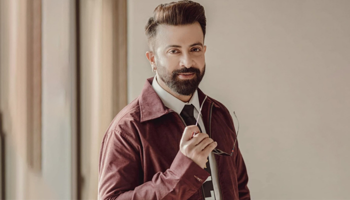 ‘প্রিন্স’ সিনেমার শুটিং শুরু ‘প্রিন্স’ সিনেমার শুটিং শুরু