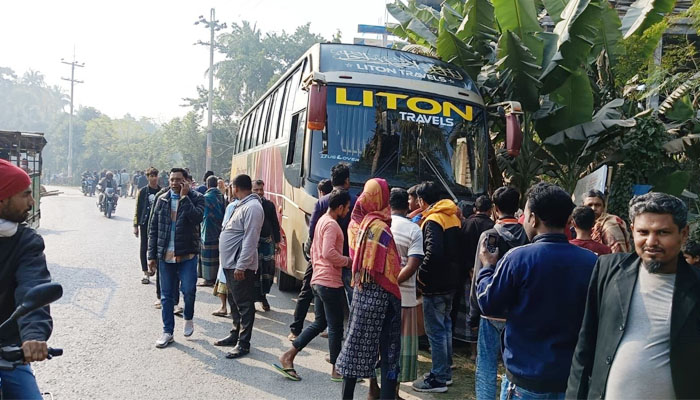 তালায় পরিবহনের ধাক্কায় জেলা ছাত্রদল নেতার প্রাণহানি তালায় পরিবহনের ধাক্কায় জেলা ছাত্রদল নেতার প্রাণহানি