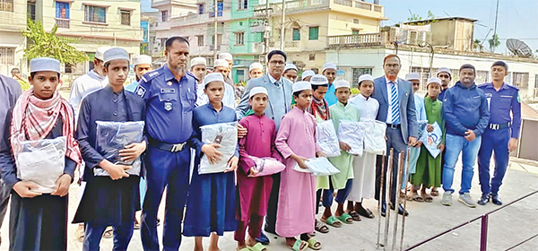 সারা দেশে শীতবস্ত্র বিতরণ করল ব্র্যাক ব্যাংক সারা দেশে শীতবস্ত্র বিতরণ করল ব্র্যাক ব্যাংক