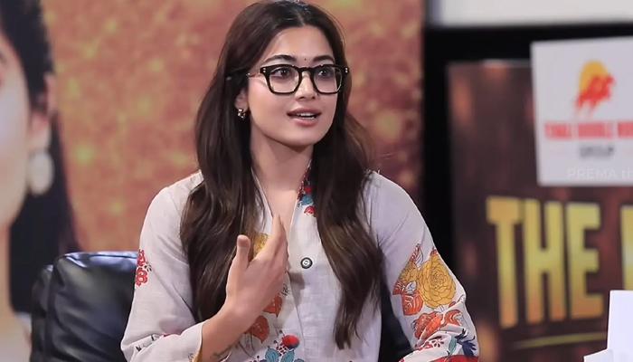 ‘সিকান্দার’ নিয়ে রাশমিকার মন্তব্য ফের ভাইরাল ‘সিকান্দার’ নিয়ে রাশমিকার মন্তব্য ফের ভাইরাল