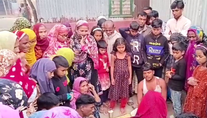 সিরাজগঞ্জে হাত ধোয়ার বেসিন ধসে ২ শিশুর মৃত্যু সিরাজগঞ্জে হাত ধোয়ার বেসিন ধসে ২ শিশুর মৃত্যু