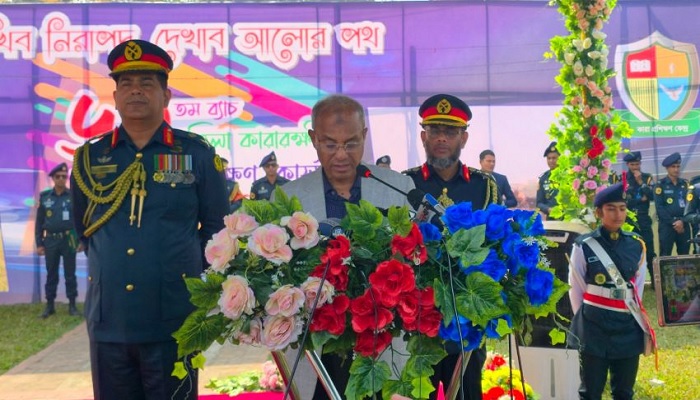 কারাবন্দিদের নিরাপত্তার পাশাপাশি মানবাধিকার নিশ্চিত করতে হবে: স্বরাষ্ট্র উপদেষ্টা কারাবন্দিদের নিরাপত্তার পাশাপাশি মানবাধিকার নিশ্চিত করতে হবে: স্বরাষ্ট্র উপদেষ্টা