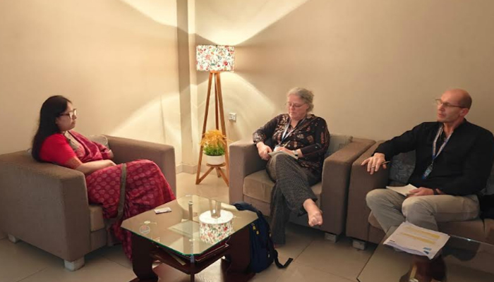 ইইউ নির্বাচন পর্যবেক্ষক দলের সঙ্গে রুমিন ফারহানার সাক্ষাৎ ইইউ নির্বাচন পর্যবেক্ষক দলের সঙ্গে রুমিন ফারহানার সাক্ষাৎ