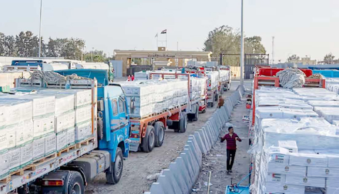 সীমিত পরিসরে খুলে দেয়া হলো রাফাহ সীমান্ত সীমিত পরিসরে খুলে দেয়া হলো রাফাহ সীমান্ত