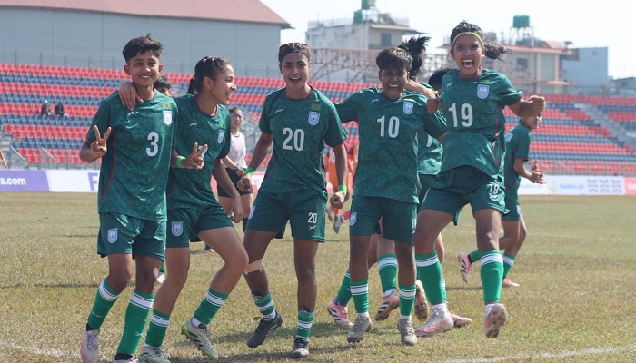 ভারতকে হারিয়ে ফাইনালের পথে বাংলাদেশ ভারতকে হারিয়ে ফাইনালের পথে বাংলাদেশ