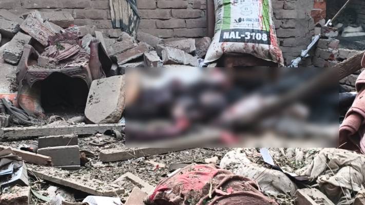 চাঁপাইনবাবগঞ্জে ককটেল বানানোর সময় বিস্ফোরণে নিহত ২, আহত ৩ চাঁপাইনবাবগঞ্জে ককটেল বানানোর সময় বিস্ফোরণে নিহত ২, আহত ৩