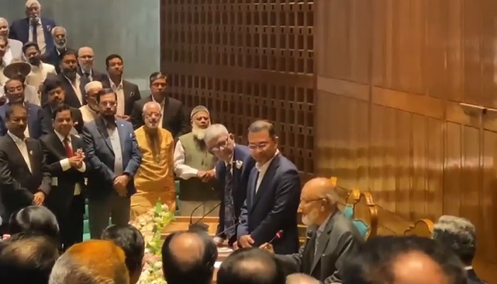 তারেক রহমান বিএনপির সংসদ নেতা ও প্রধানমন্ত্রী নির্বাচিত তারেক রহমান বিএনপির সংসদ নেতা ও প্রধানমন্ত্রী নির্বাচিত