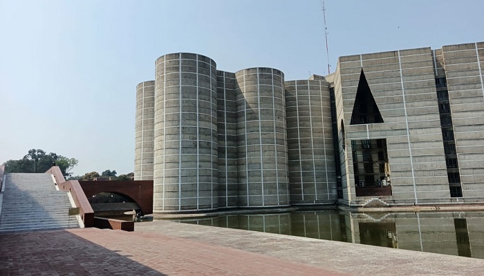 বিএনপি শপথ না নেওয়ায় বৈঠকে ১১ দলীয় ঐক্য জোটের এমপিরা বিএনপি শপথ না নেওয়ায় বৈঠকে ১১ দলীয় ঐক্য জোটের এমপিরা