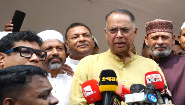 নিরবচ্ছিন্ন বিদ্যুৎ সরবরাহে প্রাণপণ চেষ্টা করা হচ্ছে: বিদ্যুৎমন্ত্রী নিরবচ্ছিন্ন বিদ্যুৎ সরবরাহে প্রাণপণ চেষ্টা করা হচ্ছে: বিদ্যুৎমন্ত্রী