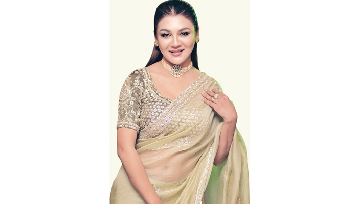 ‘একুশ মানে নিজের ভাষাকে ভালোবাসার প্রতিজ্ঞা’ ‘একুশ মানে নিজের ভাষাকে ভালোবাসার প্রতিজ্ঞা’