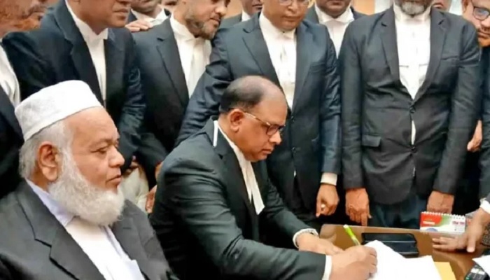দায়িত্ব নিলেন নতুন চিফ প্রসিকিউটর আমিনুল ইসলাম দায়িত্ব নিলেন নতুন চিফ প্রসিকিউটর আমিনুল ইসলাম