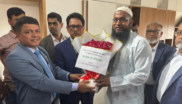 শিক্ষামন্ত্রীর সঙ্গে বেরোবি উপাচার্যের সৌজন্য সাক্ষাৎ শিক্ষামন্ত্রীর সঙ্গে বেরোবি উপাচার্যের সৌজন্য সাক্ষাৎ