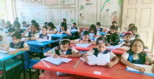 জুনিয়র বৃত্তি পাচ্ছে ৪৫ হাজার ২০০ শিক্ষার্থী জুনিয়র বৃত্তি পাচ্ছে ৪৫ হাজার ২০০ শিক্ষার্থী