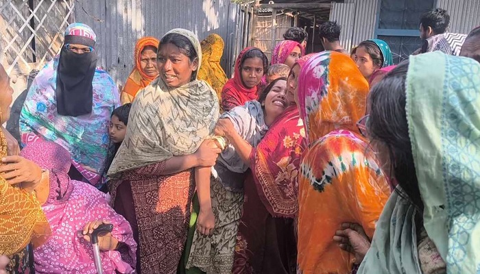 ঈশ্বরদীতে দাদিকে হত্যা করে নাতনিকে ধর্ষণ, ২ জনের মরদেহ উদ্ধার ঈশ্বরদীতে দাদিকে হত্যা করে নাতনিকে ধর্ষণ, ২ জনের মরদেহ উদ্ধার