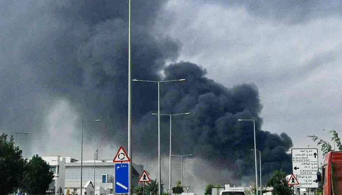 ইরানের হামলায় এলএনজি উৎপাদন বন্ধ করে দিলো কাতার ইরানের হামলায় এলএনজি উৎপাদন বন্ধ করে দিলো কাতার