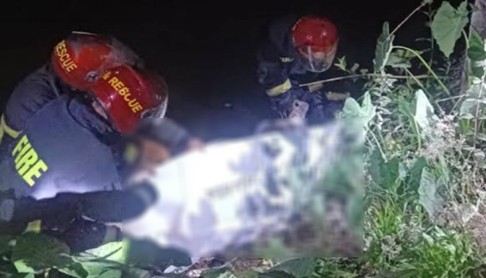 পুঠিয়ায় পুকুর থেকে ভ্যান চালকের মরদেহ উদ্ধার পুঠিয়ায় পুকুর থেকে ভ্যান চালকের মরদেহ উদ্ধার