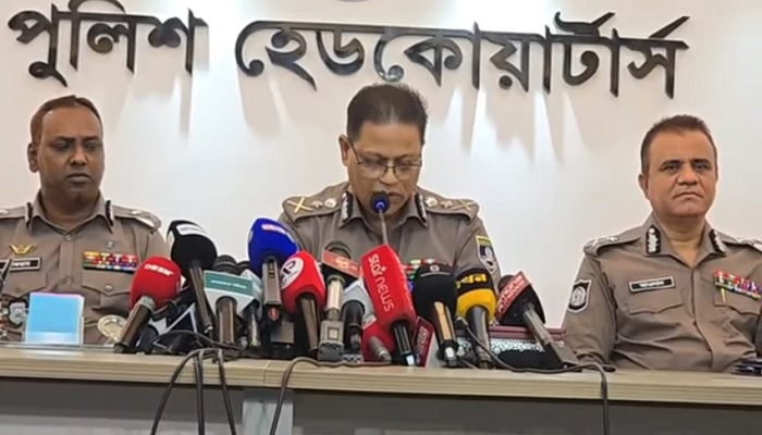 হাদি হত্যার আসামিদের দেশে ফেরত আনার কাজ চলছে: আইজিপি হাদি হত্যার আসামিদের দেশে ফেরত আনার কাজ চলছে: আইজিপি