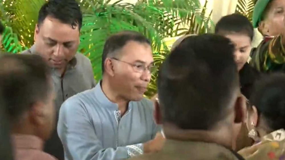 ঈদুল ফিতরের শুভেচ্ছা বিনিময় করছেন প্রধানমন্ত্রী ঈদুল ফিতরের শুভেচ্ছা বিনিময় করছেন প্রধানমন্ত্রী