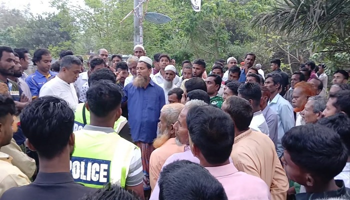 চুয়াডাঙ্গায় দু'গ্রুপের সংঘর্ষে যুবক নিহত, খবর শুনে স্ট্রোকে বৃদ্ধের মৃত্যু চুয়াডাঙ্গায় দু'গ্রুপের সংঘর্ষে যুবক নিহত, খবর শুনে স্ট্রোকে বৃদ্ধের মৃত্যু