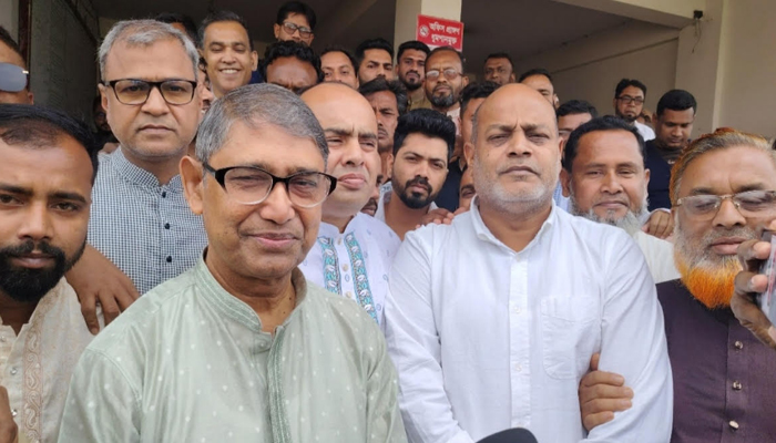 বাংলাদেশে তেলের কোনো সংকট নেই: মুক্তিযুদ্ধ মন্ত্রী বাংলাদেশে তেলের কোনো সংকট নেই: মুক্তিযুদ্ধ মন্ত্রী