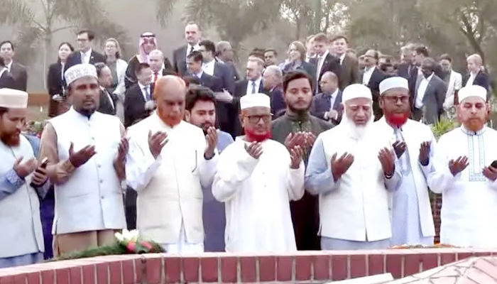 স্মৃতিসৌধে বিরোধীদলীয় নেতা শফিকুর রহমানের শ্রদ্ধা স্মৃতিসৌধে বিরোধীদলীয় নেতা শফিকুর রহমানের শ্রদ্ধা