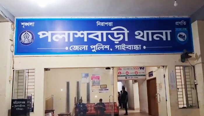 নারীর গলাকাটা মরদেহ উদ্ধার, ঘটনাস্থলে মিলল পুরুষাঙ্গ নারীর গলাকাটা মরদেহ উদ্ধার, ঘটনাস্থলে মিলল পুরুষাঙ্গ