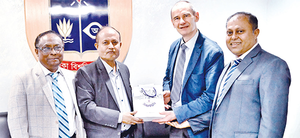 ঢাবি উপাচার্যের সঙ্গে জার্মান অধ্যাপকের সাক্ষাৎ