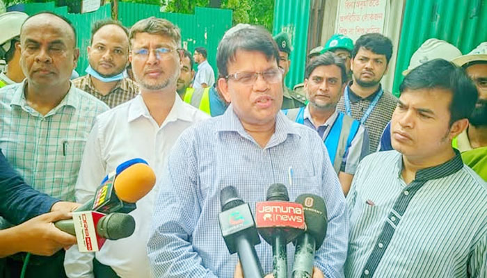 ঘরে ঘরে স্বাস্থ্যসেবা পৌঁছাতে কাজ করছে সরকার: অতিরিক্ত সচিব ঘরে ঘরে স্বাস্থ্যসেবা পৌঁছাতে কাজ করছে সরকার: অতিরিক্ত সচিব