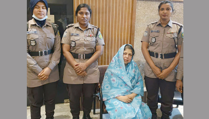 সাবেক স্পিকার শিরীন শারমিন চৌধুরী আটক সাবেক স্পিকার শিরীন শারমিন চৌধুরী আটক