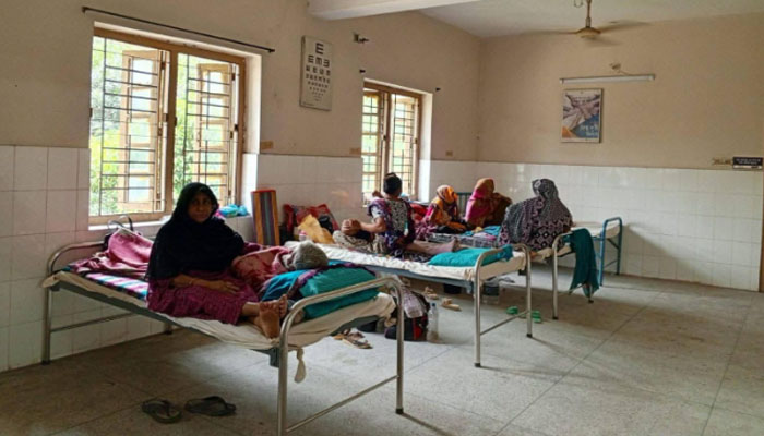 চুয়াডাঙ্গায় হামের উপসর্গ নিয়ে ৩ শিশু ভর্তি, আইসোলেশন ওয়ার্ড প্রস্তুত চুয়াডাঙ্গায় হামের উপসর্গ নিয়ে ৩ শিশু ভর্তি, আইসোলেশন ওয়ার্ড প্রস্তুত