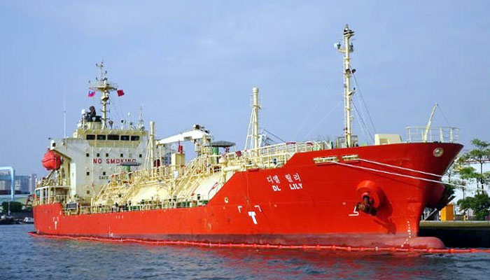 চট্টগ্রাম বন্দরে ভিড়েছে এলপিজিবাহী ২ জাহাজ চট্টগ্রাম বন্দরে ভিড়েছে এলপিজিবাহী ২ জাহাজ