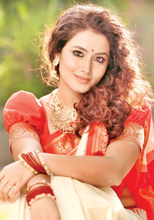 ‘বৈশাখে মায়ের সঙ্গে দোকান দিতাম’ ‘বৈশাখে মায়ের সঙ্গে দোকান দিতাম’