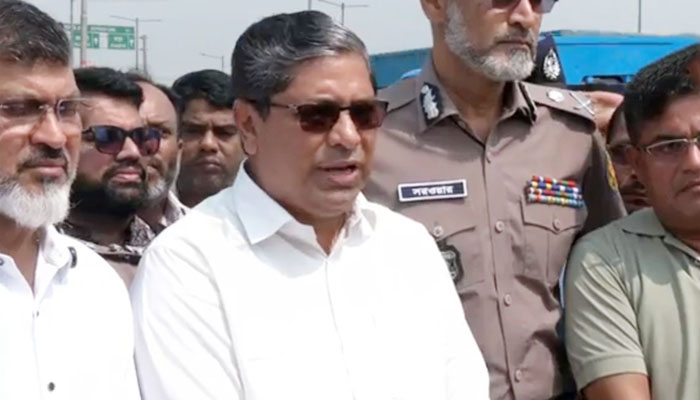 গরুর হাটে চাঁদাবাজি হলে তাৎক্ষণিক ব্যবস্থা নেওয়া হবে: প্রতিমন্ত্রী গরুর হাটে চাঁদাবাজি হলে তাৎক্ষণিক ব্যবস্থা নেওয়া হবে: প্রতিমন্ত্রী